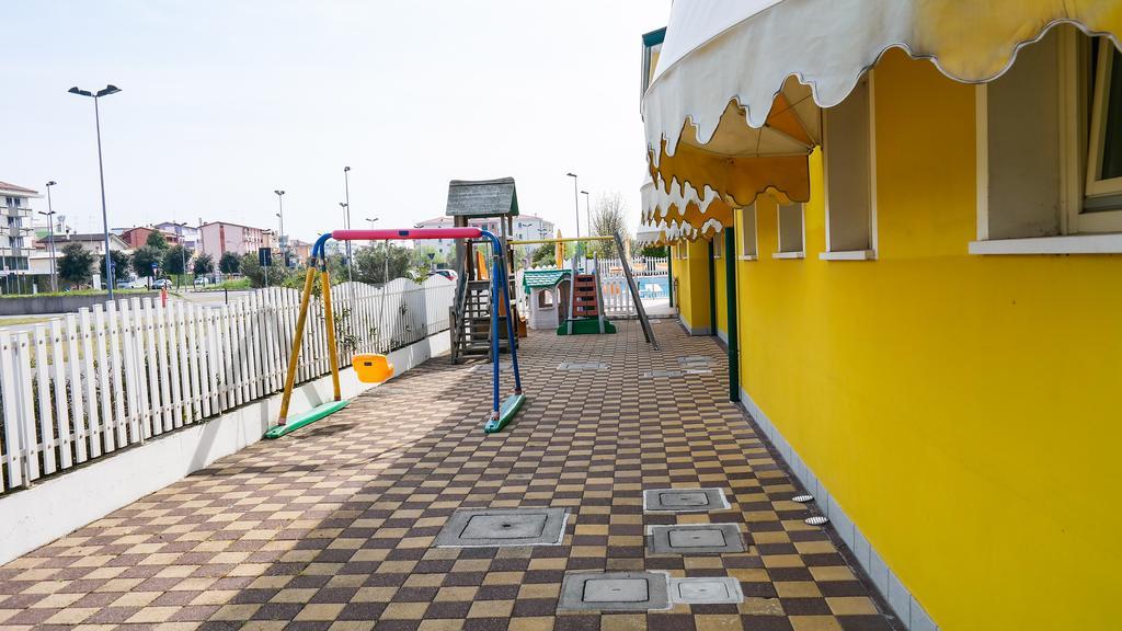 Villaggio Margherita Caorle Exteriör bild